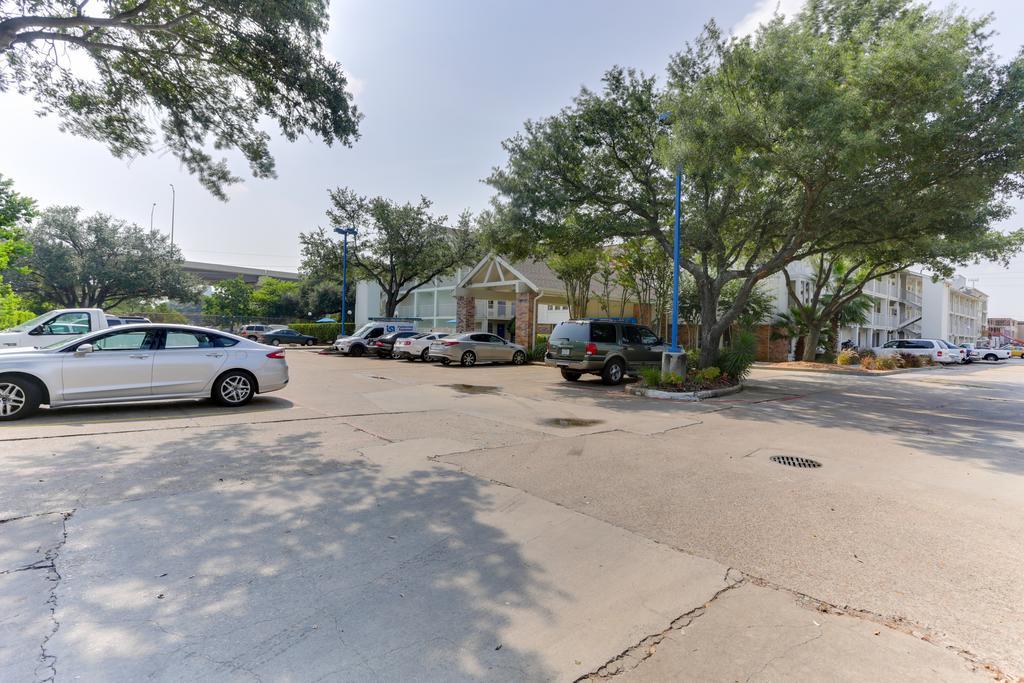 Motel 6 Houston, Tx - West Exterior photo