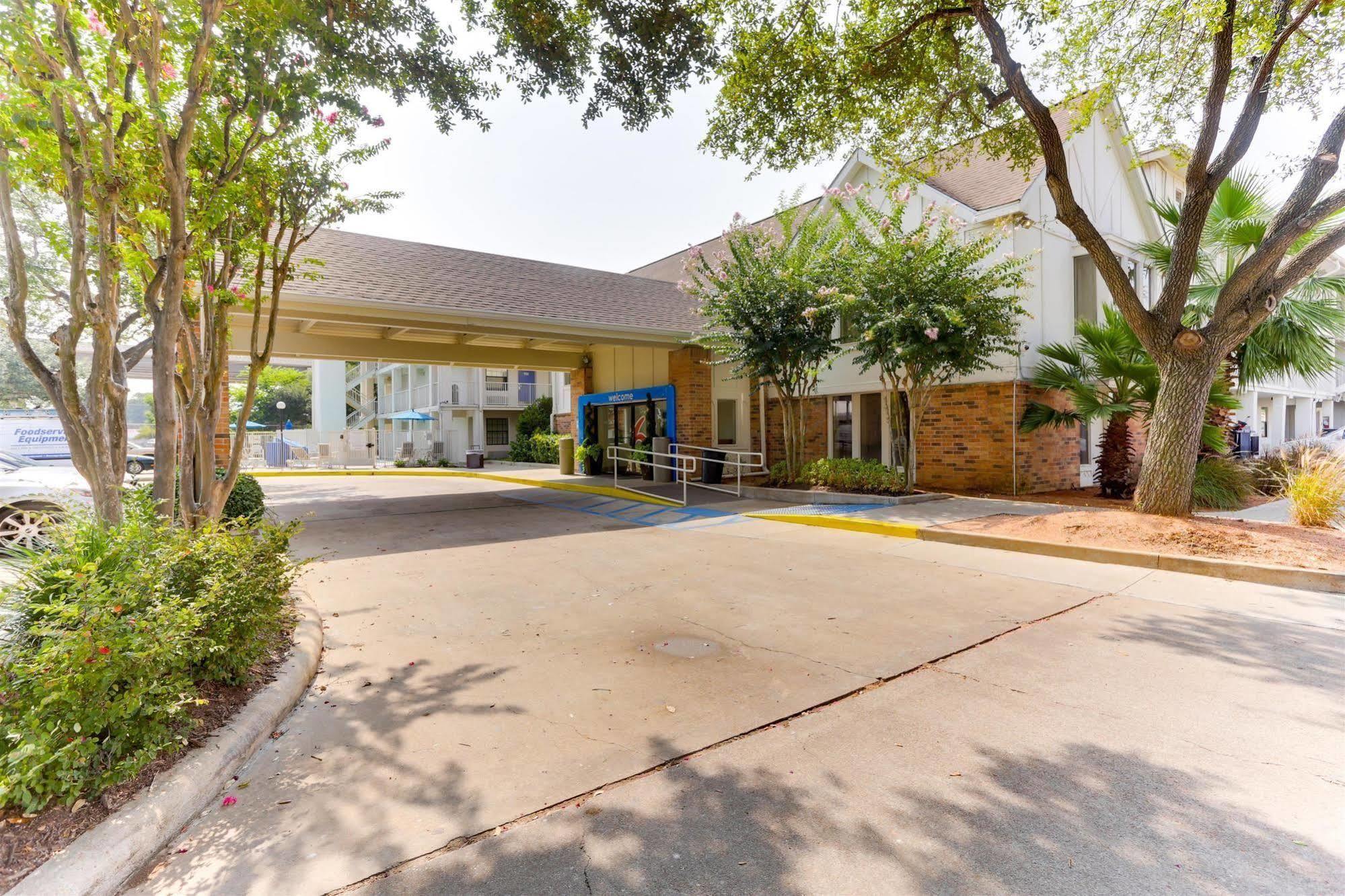 Motel 6 Houston, Tx - West Exterior photo